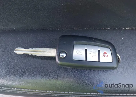 2018 Nissan Rogue S z USA, uszkodzony, nr VIN KNMAT2MVXJP573025